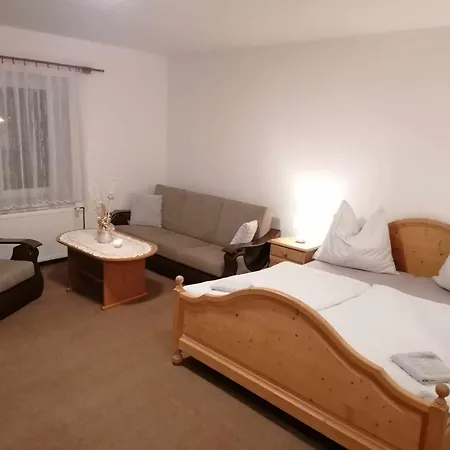 Dobra Mysl Apartment Hostinné