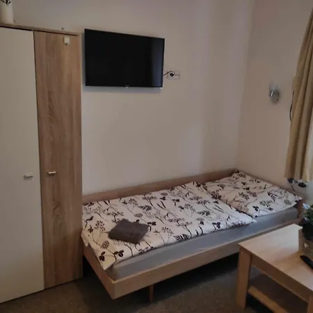 Dobra Mysl * Hostinné